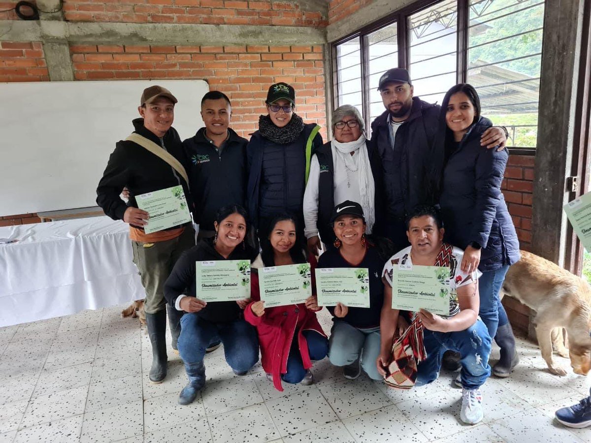CRCcauca's tweet photo. Formamos Dinamizadores Ambientales en nuestro departamento, en esta oportunidad, el proceso se realizó con 25 docentes de las diferentes Instituciones Educativas que hacen parte del Comité Interinstitucional de Educación Ambiental Municipal de #Toribio #Cauca. – #CIDEAM. https://t.co/Ty05lFyBv2