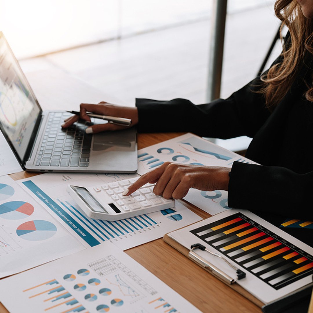 Consumer behavior changes with the economic climate, yet they always turn to SEO to help them survive! By adapting your content strategy, you can accommodate the changing needs of your consumers. Read more: bit.ly/3QHJDX7