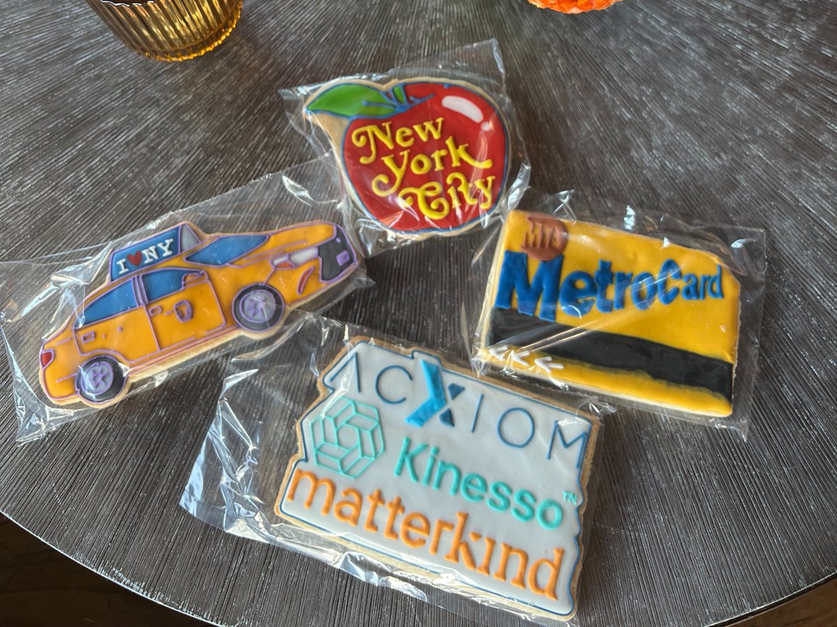 Another @AdvertisingWeek is in the books! Huge thank you to our team for leading and participating in panels focused on #data, #technology, and #CX. Here are a few of our favorite moments from #AWNewYork and a picture of the cutest cookies we have ever seen! 🤩