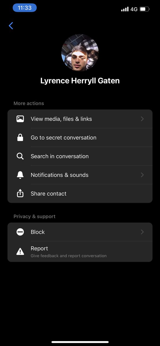 Beware of this person, he's an scammer