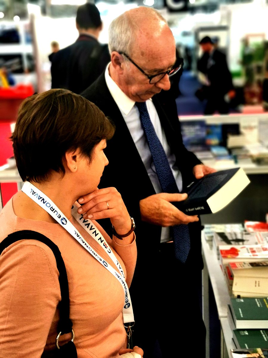 [⚔️EURONAVAL]
#Euronaval2022 #Librairie #Livres 

Echanger autour d'un livre d'un auditeur de l'IHEDN, ça vous tente ? Rendez-vous au Bookshop du salon ...

<a href="/SalonEuronaval/">EURONAVAL</a> <a href="/IHEDN/">IHEDN</a> <a href="/MarineNationale/">Marine nationale</a> <a href="/Armees_Gouv/">Ministère des Armées et des Anciens combattants</a>
