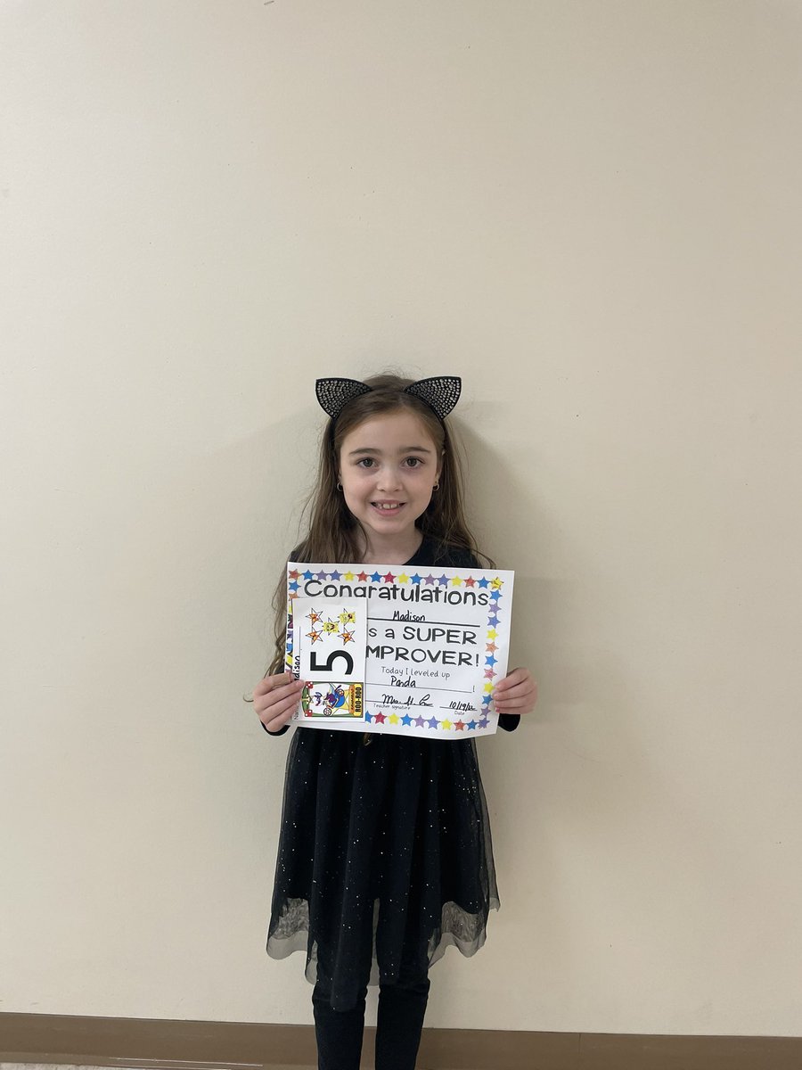 Sstlaurentgr2's tweet photo. Look who leveled up! #superimprover. #wholebrainteaching https://t.co/jLllndxbKp