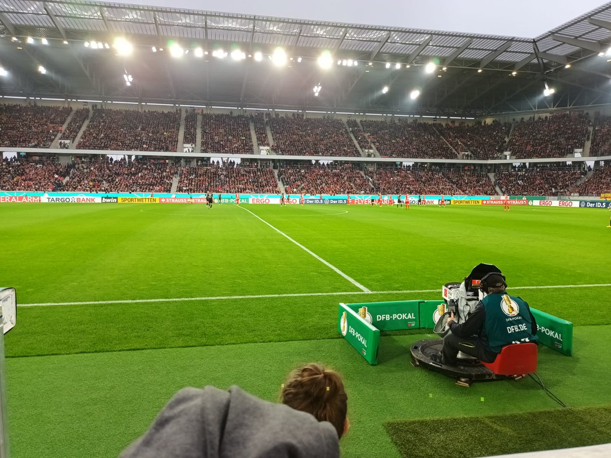 PxhRampi's tweet photo. Heute mal aus bester Sicht.
#scfreiburg #DFBPokal https://t.co/FKPdem4RMf