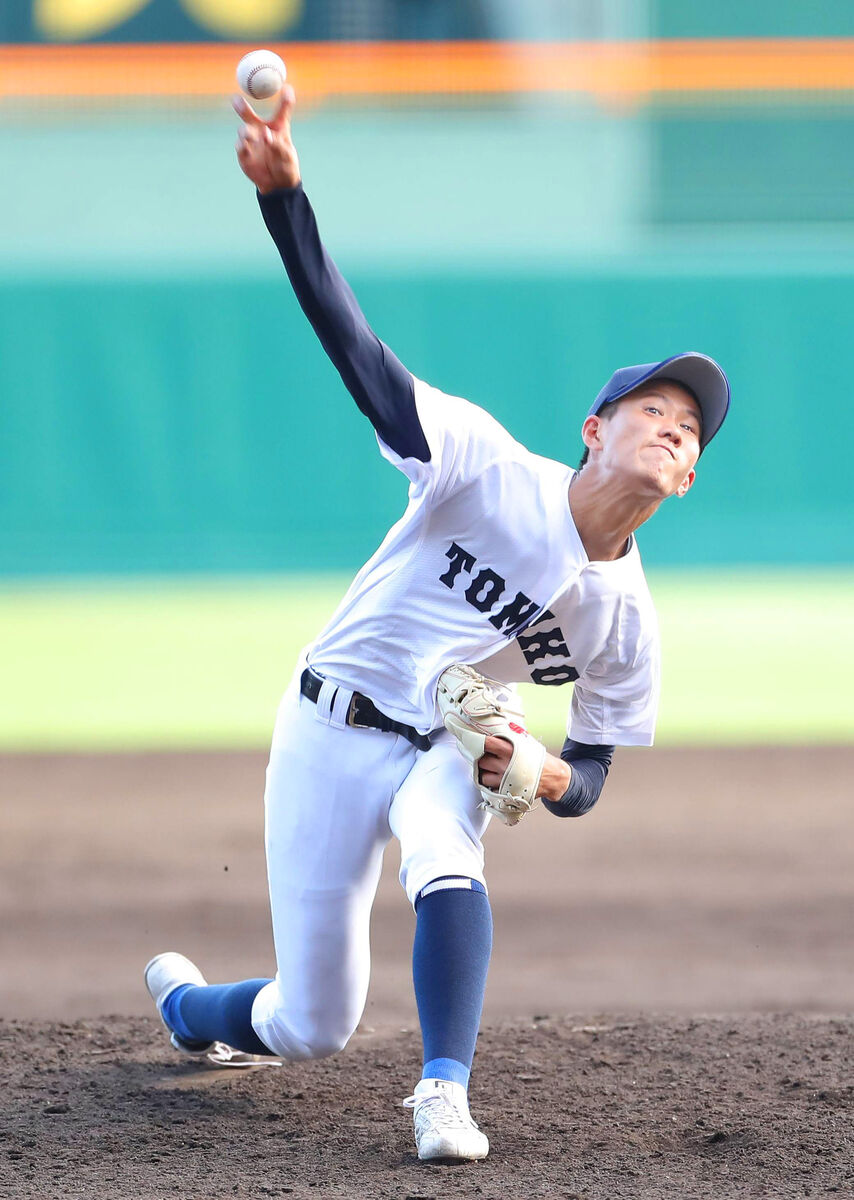 hochi_npb's tweet photo. 【 #オリックス 】富島高・日高暖己を指名も…148キロ右腕は“山本由伸2世”ダイヤの原石 https://t.co/LWeNTOXmtq #プロ野球 #野球 #baseball https://t.co/YDIORCS201