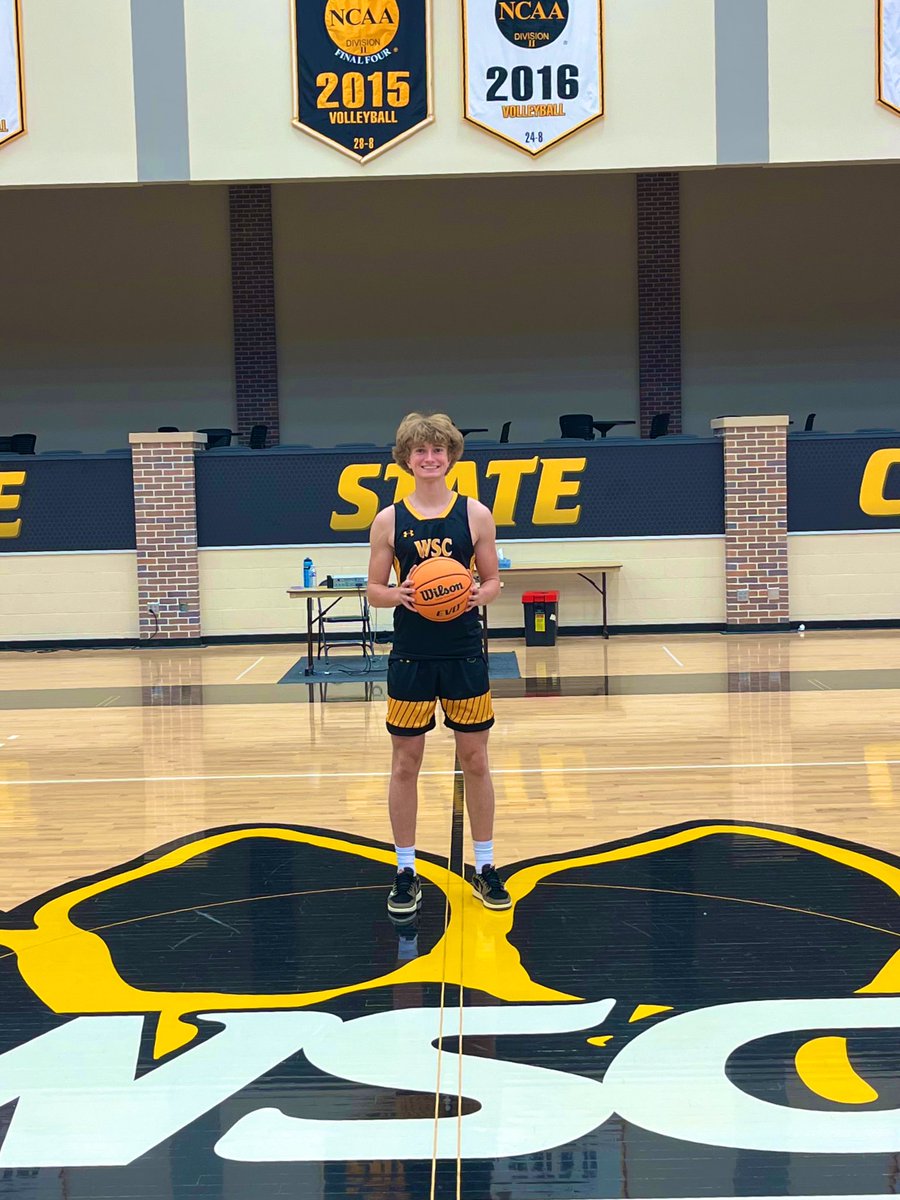 JJferrin04's tweet photo. After a great visit, I’m excited to have received an offer from Wayne State College! https://t.co/gh2xuSmx3x