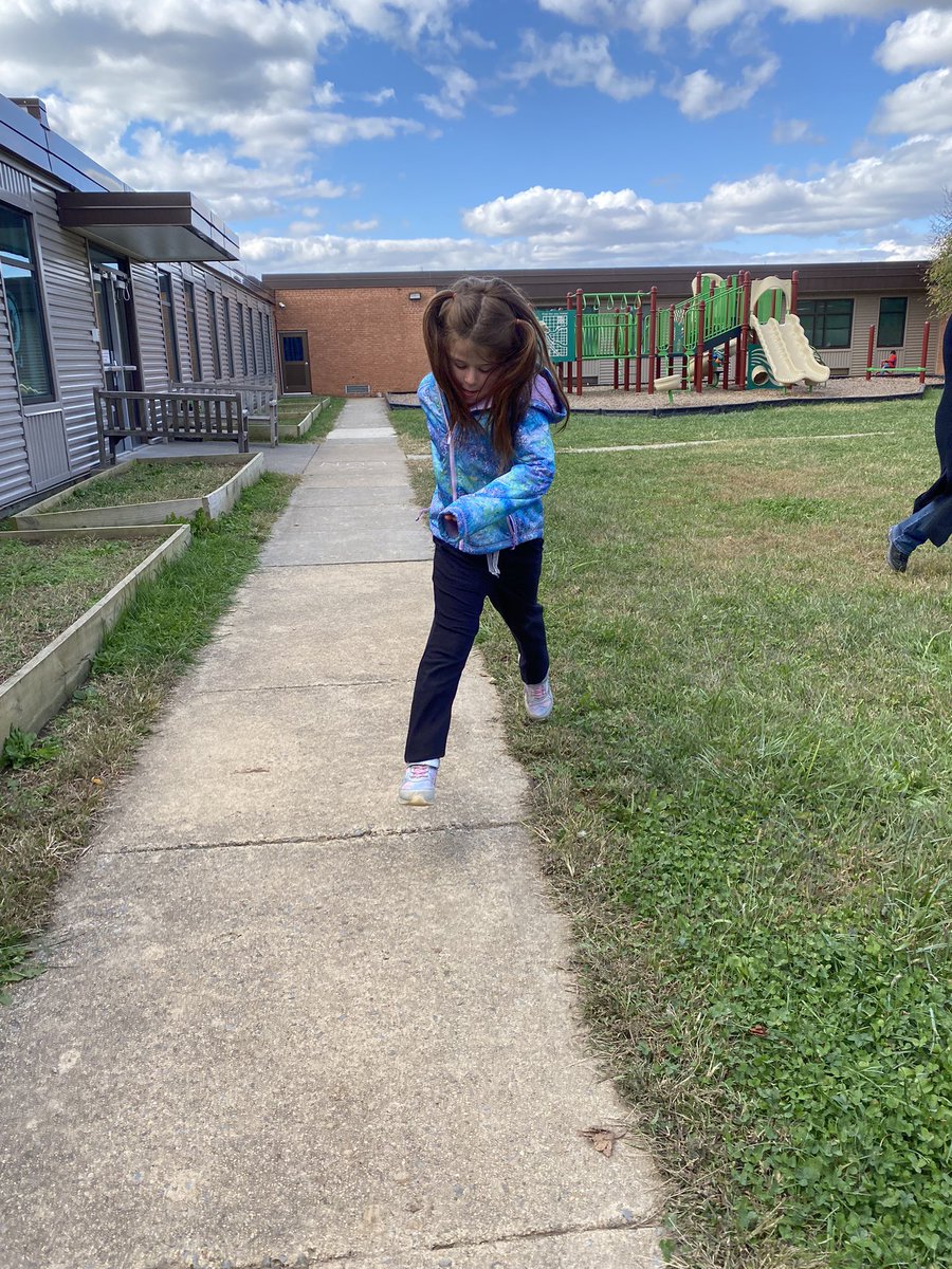 jquerryFCPSPE's tweet photo. FCPS Walk Run and Roll…Choosing riding or striding, Ms. Flower’s class had a blast. #FCPSRunWalkandRoll #FCPSPE #FCPSAdaptedPE @FCPS_CMESHorman @FCPSBurgessAPE https://t.co/sEcofBcfDh