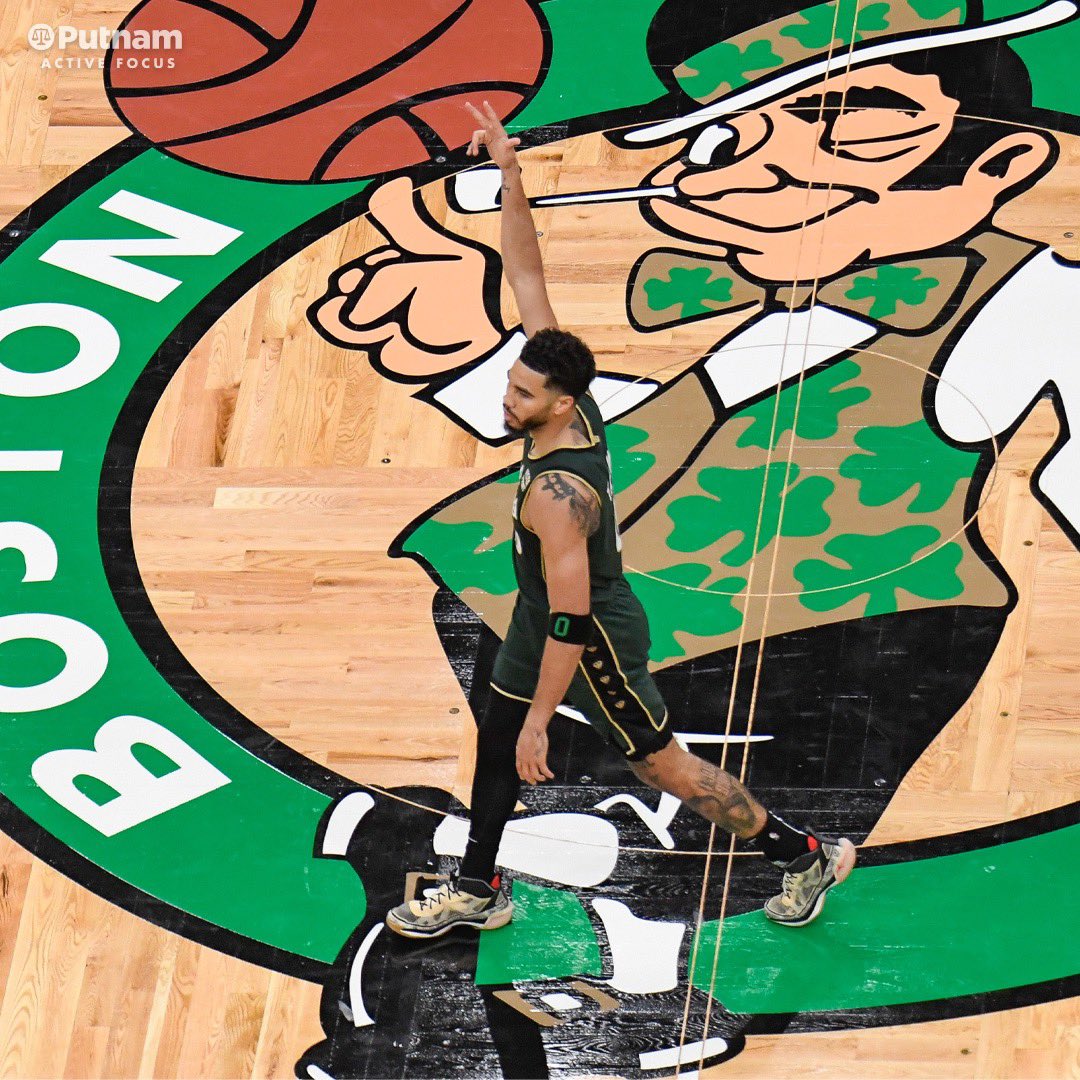 celtics's tweet photo. 35 PTS each and they’re just getting started 😤 https://t.co/Q2oKnjWCpm