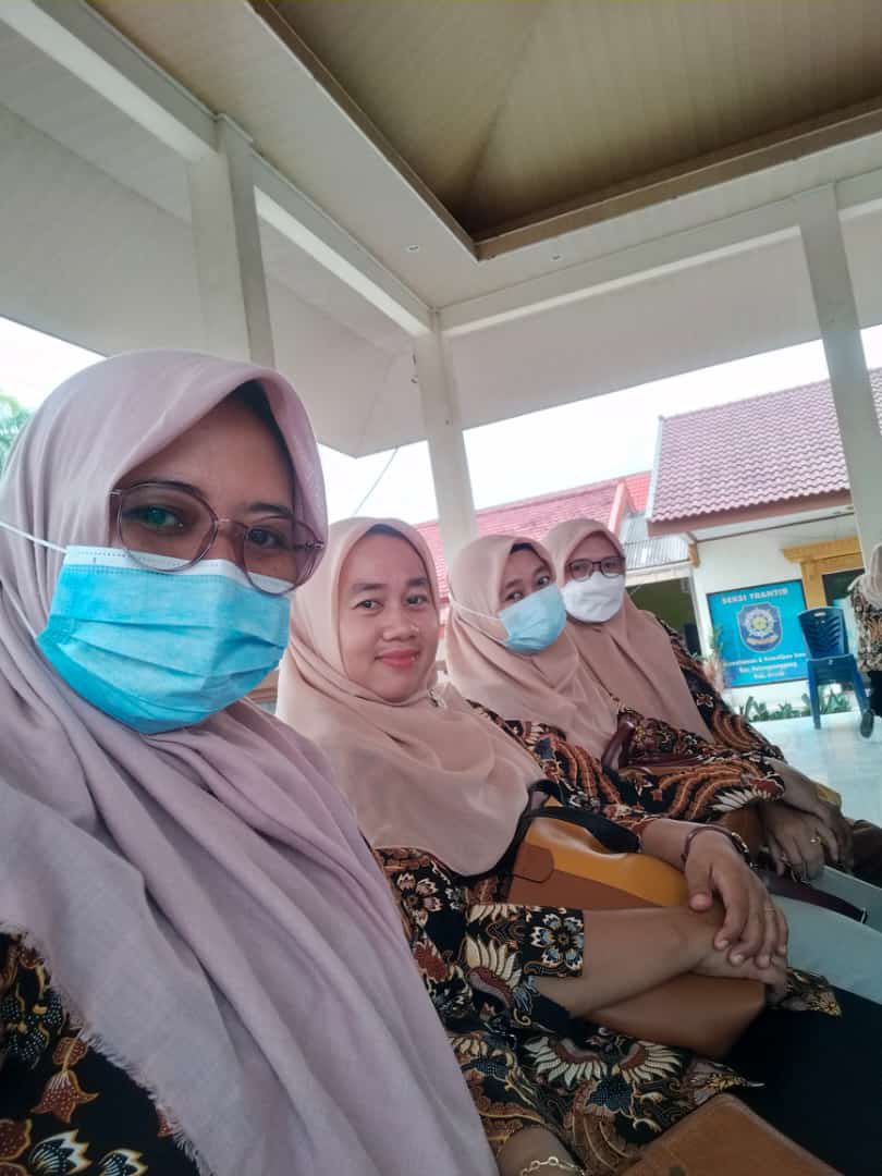 yayuk_sungkono's tweet photo. Sosialisasi NIB bagi koperasi dan pendampingan produk UKM serta produk koperasi untuk aplikasi E-katalok paguyuban Kopwan serta Kspps Kec Balongpanggang

@kemenkopukm 
@penyuluhkoperasi
#ppklgresik
#ppkljatim
#penyuluhkoperasi 
#ukmnaikkelas https://t.co/yllkETMN76