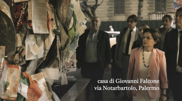 cislscuola's tweet photo. "Una ferita che unisce". Conclusa con un commosso omaggio a Falcone e Borsellino l'Assemblea Nazionale a Palermo @CislNazionale @MIsocialTW @orizzontescuola @TecnicaScuola @Tuttoscuola 
https://t.co/x9eWSFSRaY https://t.co/tYQ00h29Nt