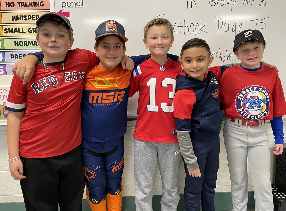 MercymountCDS's tweet image. Spirit Week continues on with Sports Day!