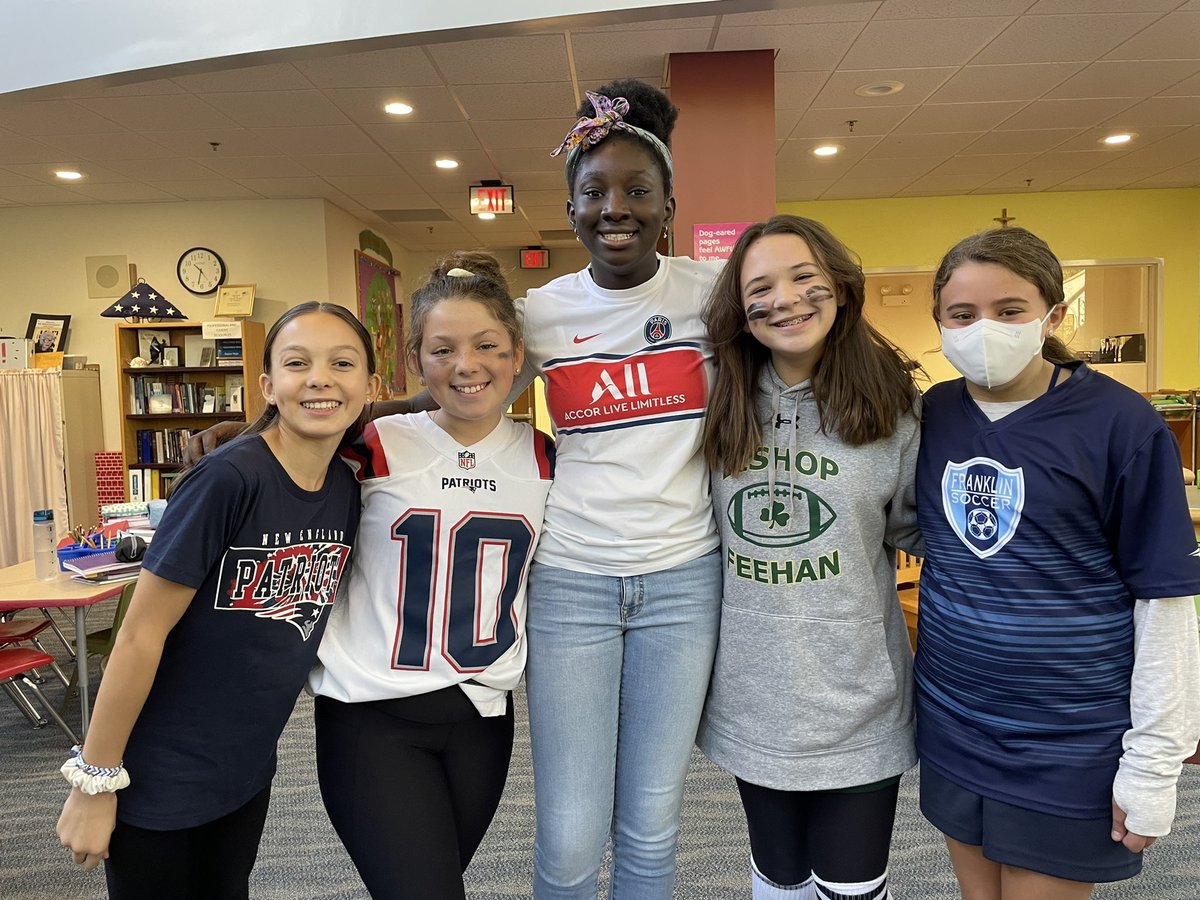 MercymountCDS's tweet image. Spirit Week continues on with Sports Day!