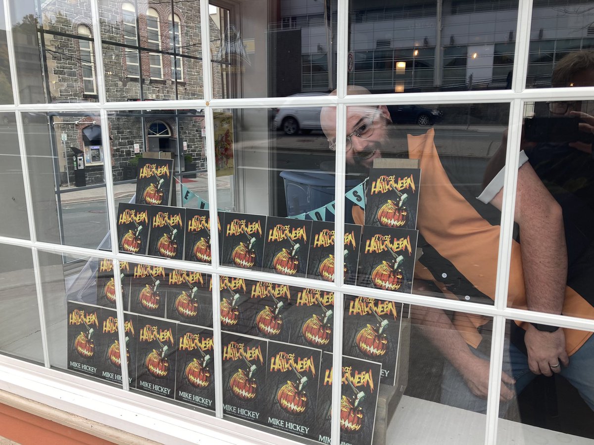 engenbooks's tweet photo. We’re starting up any minute now at @thenlembassy! #ThatHalloween #HorrorWriters @thathalloween! https://t.co/8Zbgvkax5N