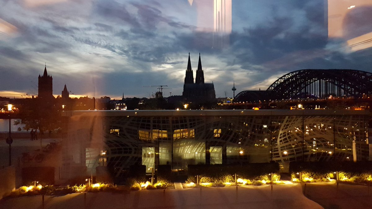 #Veeam Cloud Club in Cologne. 

Nice dinner and networking with Veeam sales and the Veeam Cloud and Service Provider (VCSP) in a very nice location with direct view on the Cologne skyline.

#VeeamLegends #Veeam100