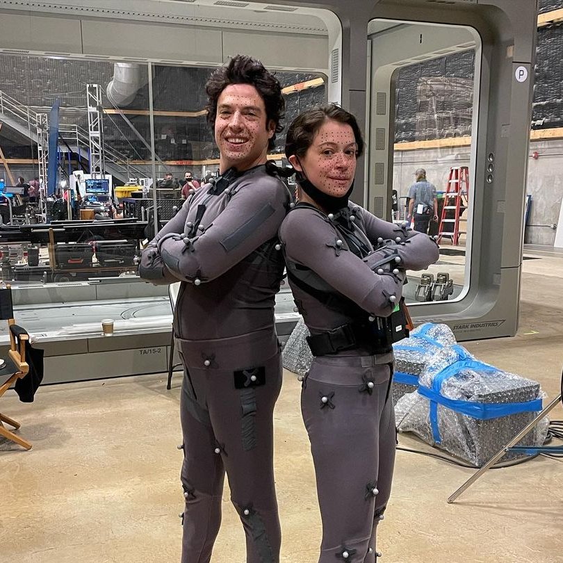 Tatiana Maslany &amp; Jon Bass behind the scenes of #SheHulk