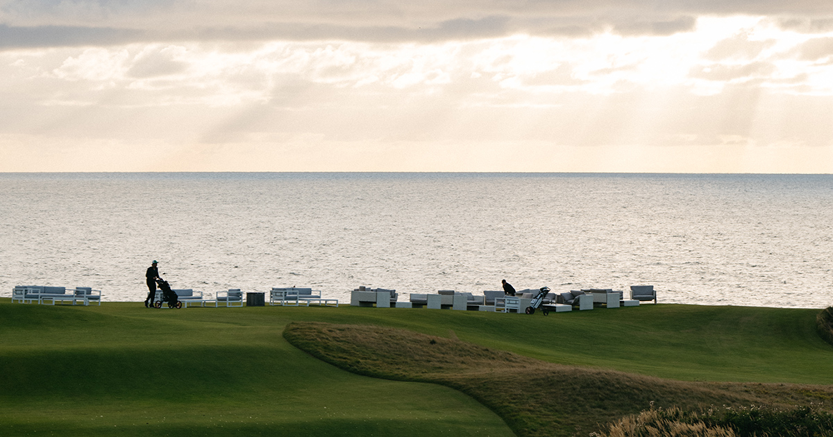 CabotCapeBreton's tweet photo. The iconic Cliffs Couches are a true Cabot Cape Breton tradition and have been appropriately deemed "the best 19th hole in golf" by a guest earlier this summer.
Who do you hope to experience the #CliffsCouches with?
📷: IG/@couldbetheday
#apresgolf #cabotcapebreton https://t.co/sYNVtwfVFB