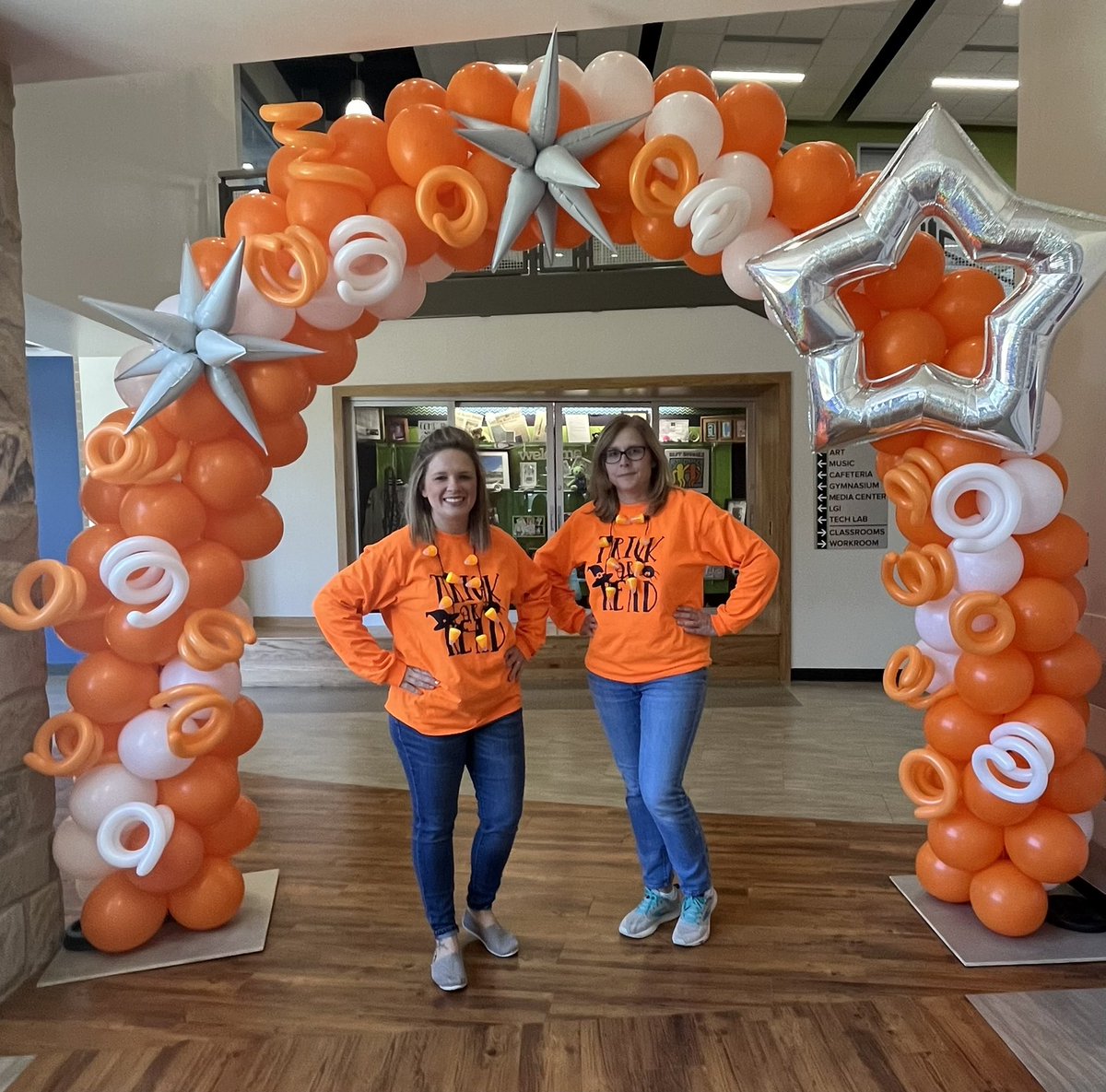 MrsChaudron's tweet image. Unity Day with @JennFelderhof4 ❤️#ACEcubs #KatyCommUNITY #UnityDay2022