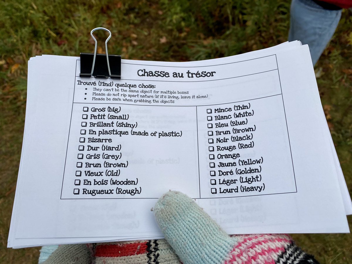 mmecwhite's tweet photo. Today’s #TakeMeOutsideDay was so much fun! The students had a blast with their scavenger hunt, finding living vs non living things they see, and sketch noting! So glad the weather held out for us today ☺️☑️ https://t.co/8NtOk4tJDc