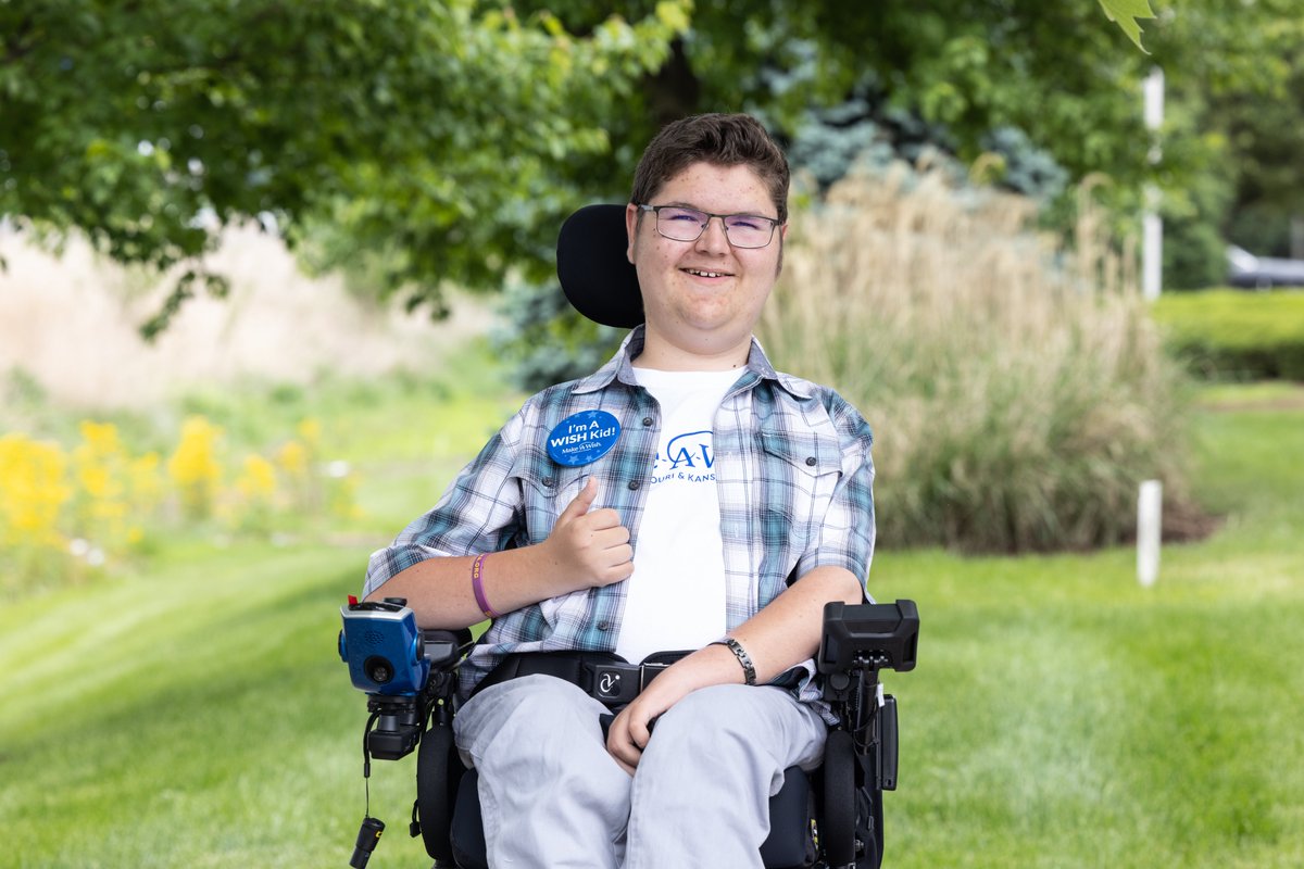 MakeAWishRGV's tweet photo. In honor of #NationalDisabilityMonth, we’re celebrating kids like Austyn who continue to persevere in the face of challenges. His wish for a power wheelchair is a symbol of all he has accomplished so far, and the exciting opportunities that lie ahead. 📸: @makeawishmokan https://t.co/xPHxmmPI5A