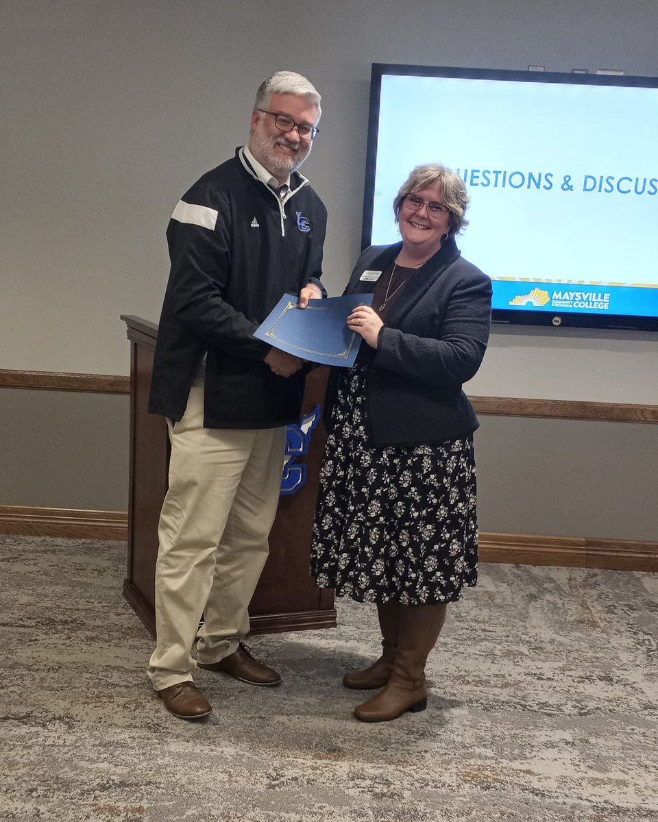 MCTCPresident's tweet photo. Thank you to Lewis County Schools for hosting us yesterday and letting us share all the great things happening at MCTC. I look forward to working with you all! #MCTCproud #KCTCS https://t.co/5UD3qFbt65