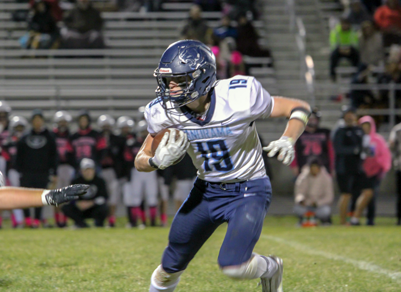 Four TDs from Draper lifts Panthers over Wolverines
theperrynews.com/panthers-preva…
#theperrynews.com #wetellitall #bestpanoramasportscoverage
<a href="/PanoramaPride/">Panorama Panthers</a> <a href="/PanoramaFB/">Panorama Football</a>