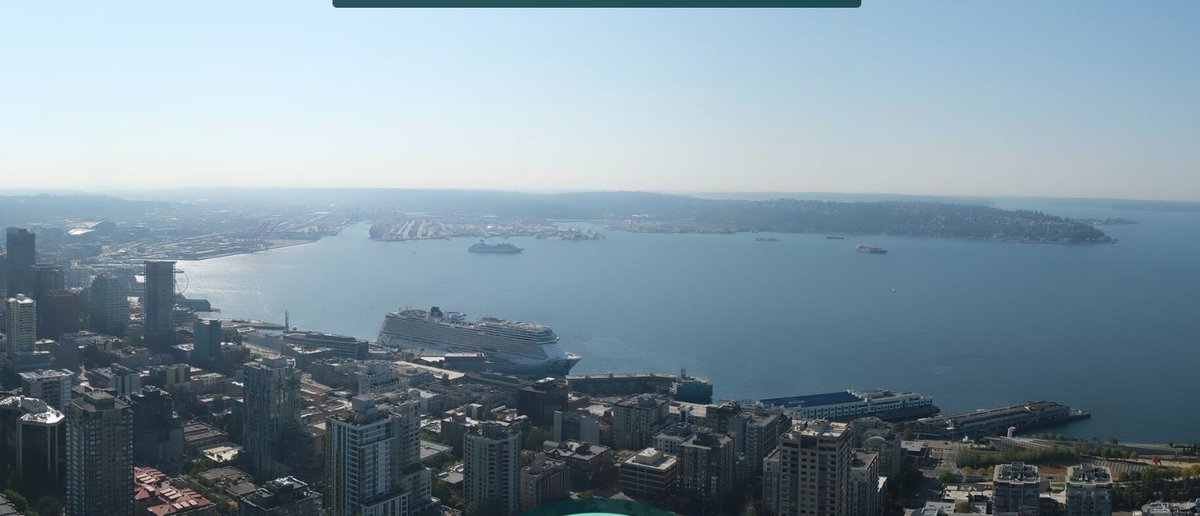 pgcornwell's tweet image. A view of Seattle from the Space Needle, Oct. 1 compared with today. The air quality here is among the worst in the world. 

seattletimes.com/seattle-news/e…