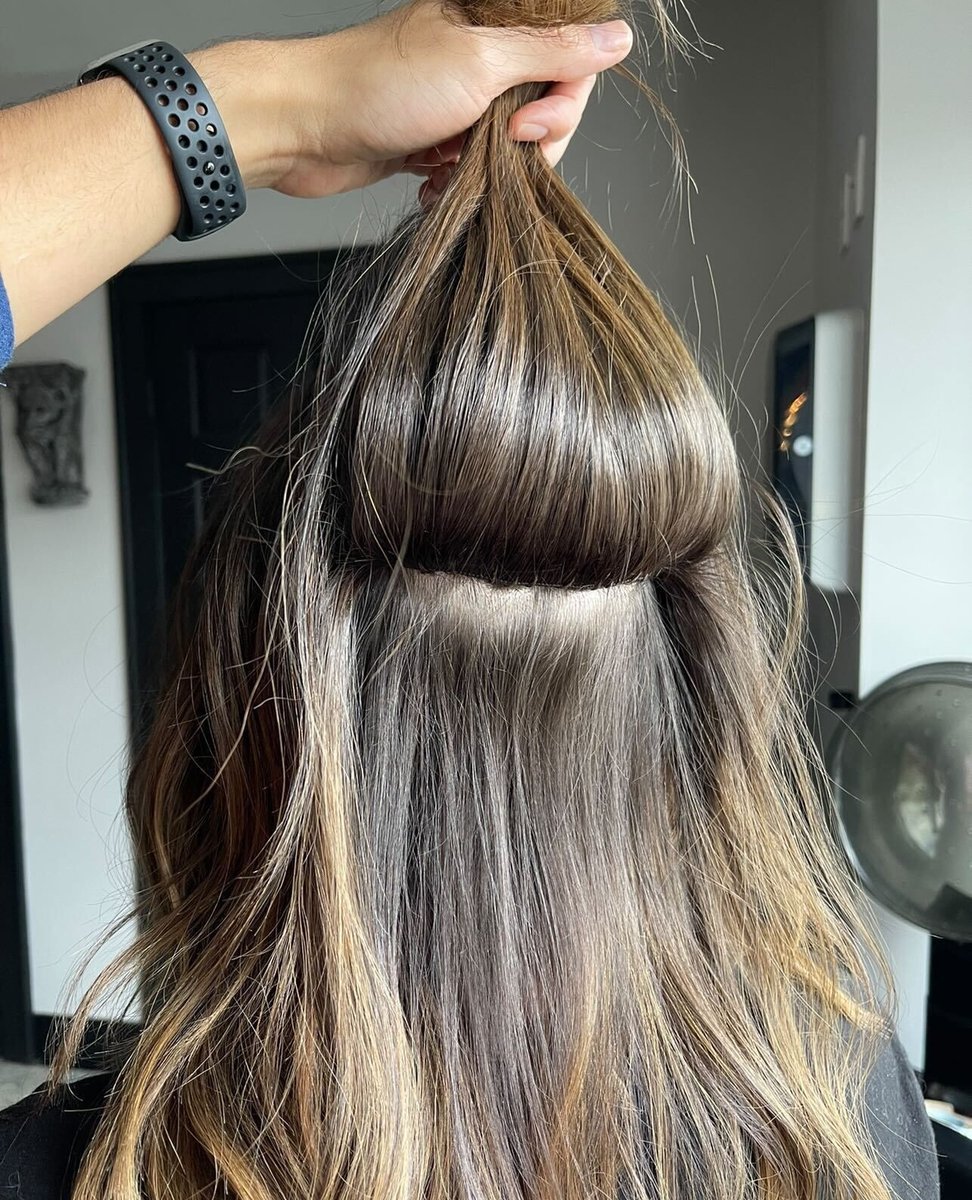 Aqua Hair Extensions tweet media
