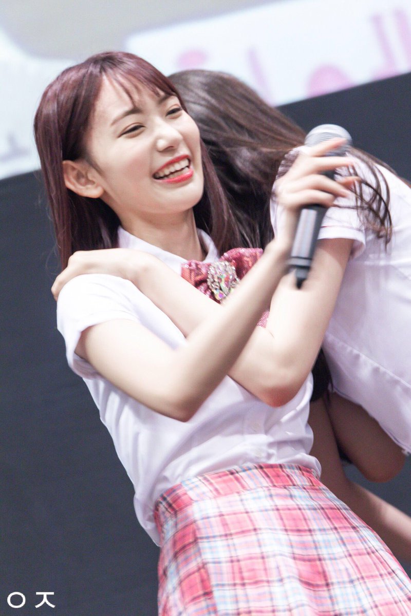 wyexsakura's tweet photo. วัยใสแส้บส้า @go7bu https://t.co/oH8jtn2A5m