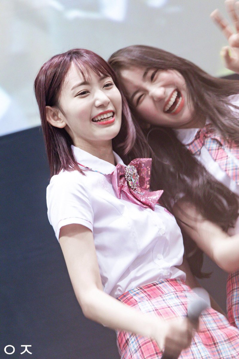 wyexsakura's tweet photo. วัยใสแส้บส้า @go7bu https://t.co/oH8jtn2A5m