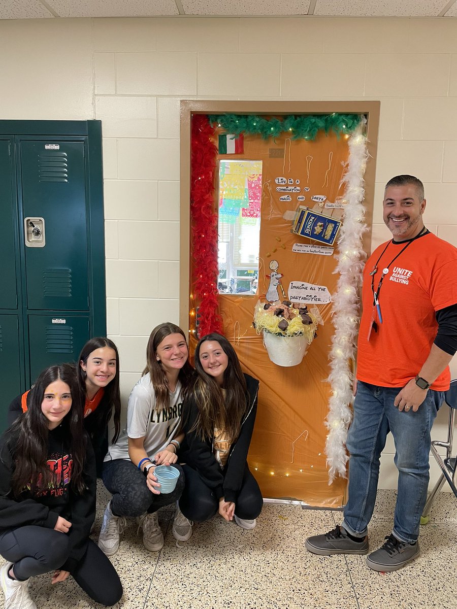 Ms. Cioffi tweet media