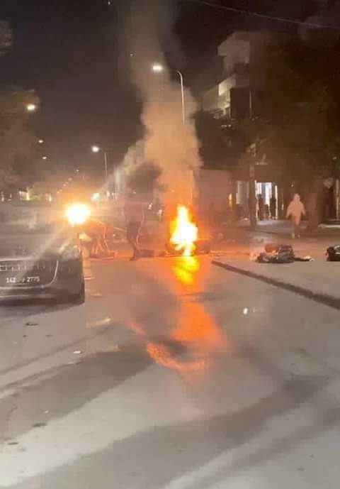 SKhmira's tweet photo. Protests and Blocked roads in El Kram, Tunis...

#Tunisia
#Protests https://t.co/pn6UsWjcVb