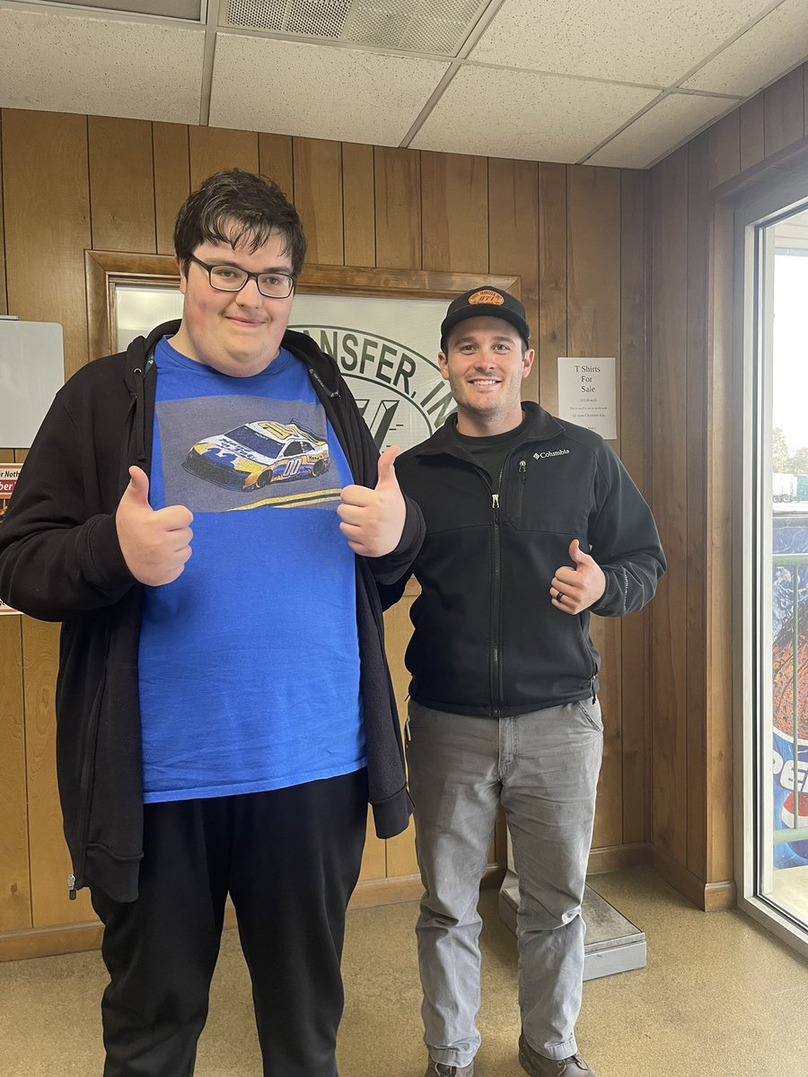 I had the honor of meeting a big fan of mine Mathew Loving today! It was as special for me as it was for him to meet. Mathew knows his racing and loves supporting local. I can’t thank him and his family enough for cheering me on!