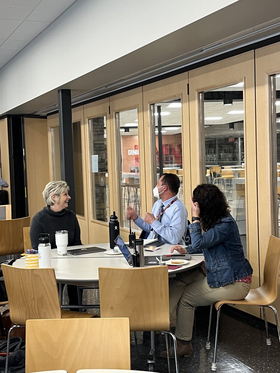 yoder_dyoder's tweet photo. SCASD Admin kicked off a month of #outrageouslove today and I cannot wait to be a part of it!  Culturally responsive leadership starts with this! #SCASDProud https://t.co/QMevyUhqEU