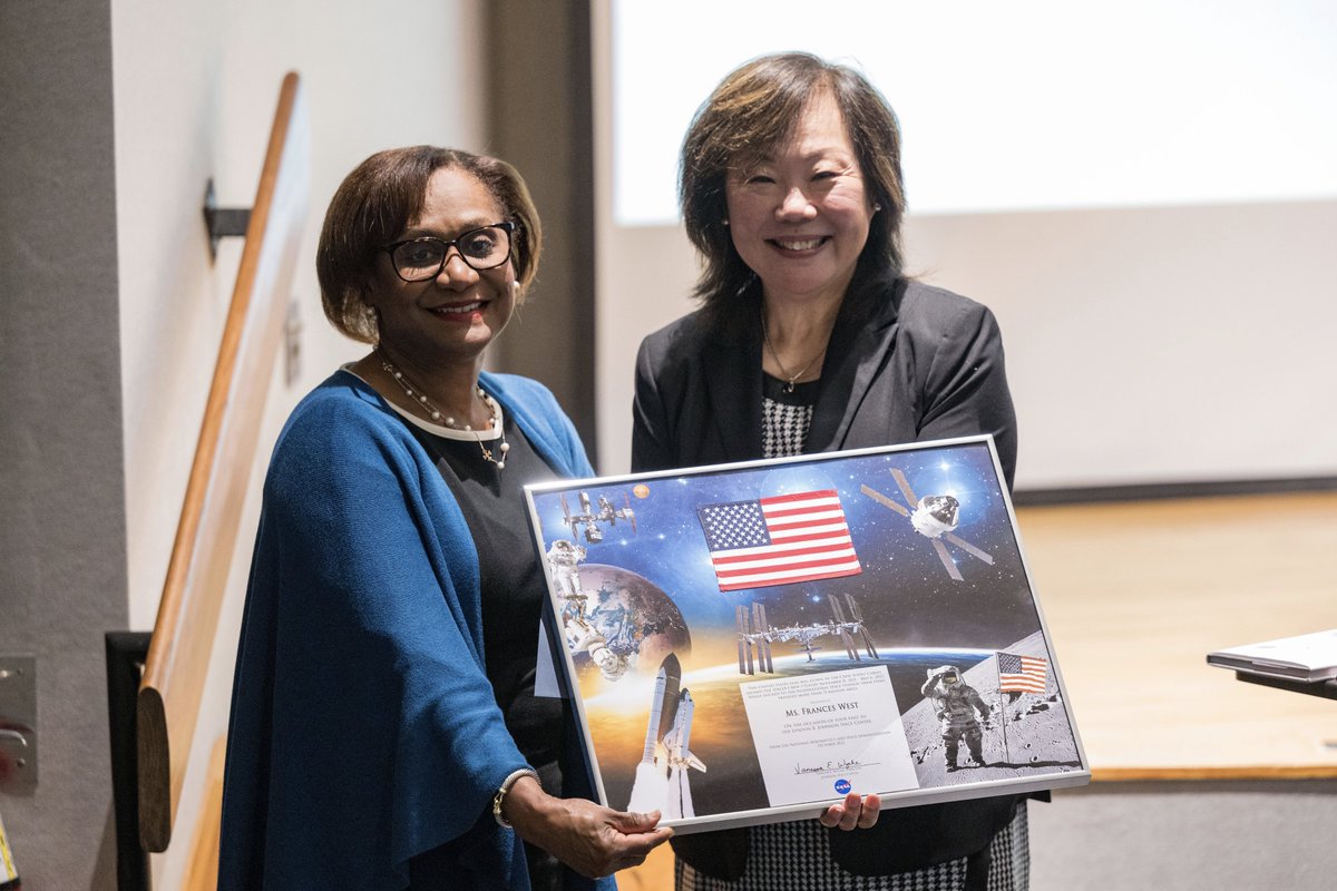 v_wyche's tweet photo. It was a pleasure to welcome my friend and mentor, Frances West, to @NASA_Johnson in Houston for an inspiring presentation commemorating National Disability Employee Awareness Month.
#GiantLeapsStartHere #SpaceIsForAll https://t.co/BdlYS87NKQ