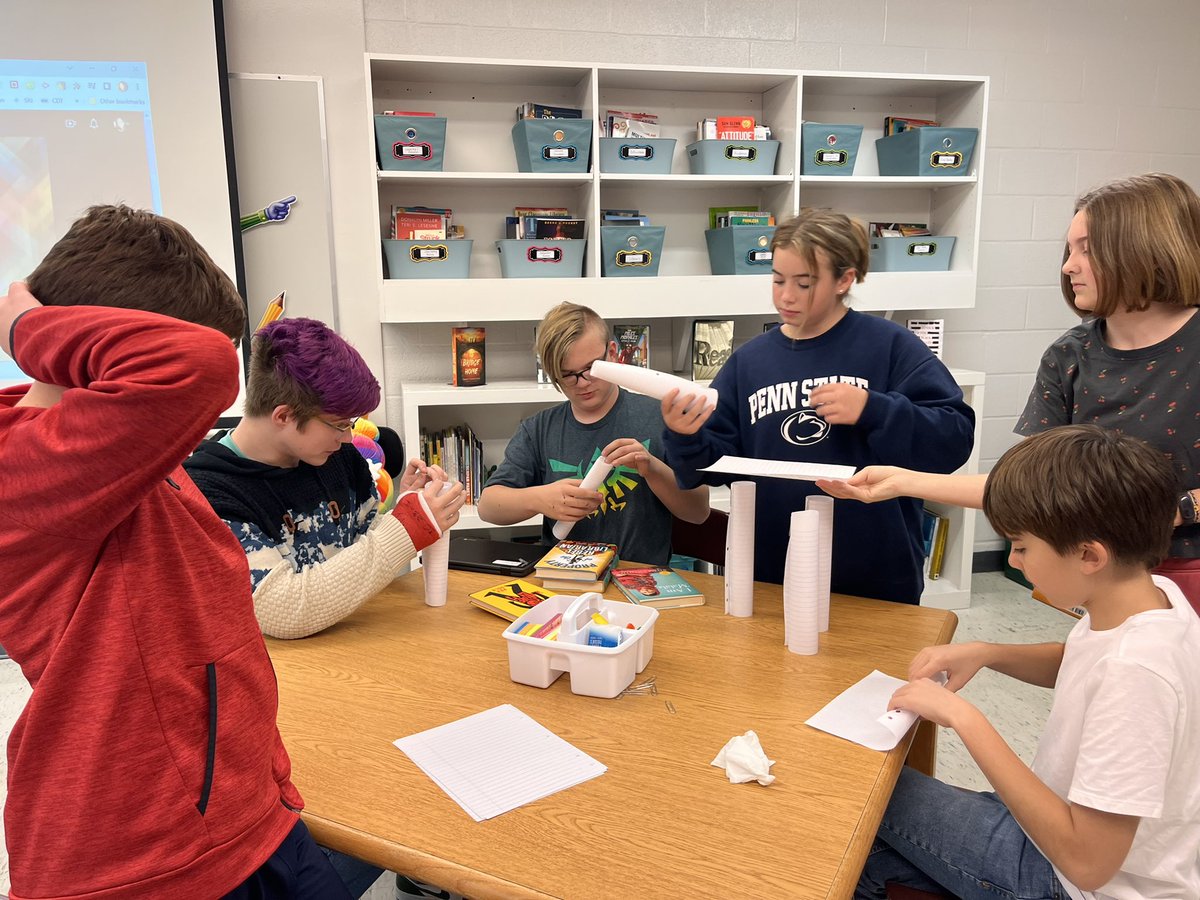 Kids from the <a href="/BellefonteAMS/">Bellefonte Area MS</a> Destination Imagination teams did the Helium Stick team-building challenge from #Emc2learning today! They also did an instant challenge called Book Tower developed by <a href="/IDODI/">Destination Imagination</a>. Lots of fun AND #cognitivesweat!