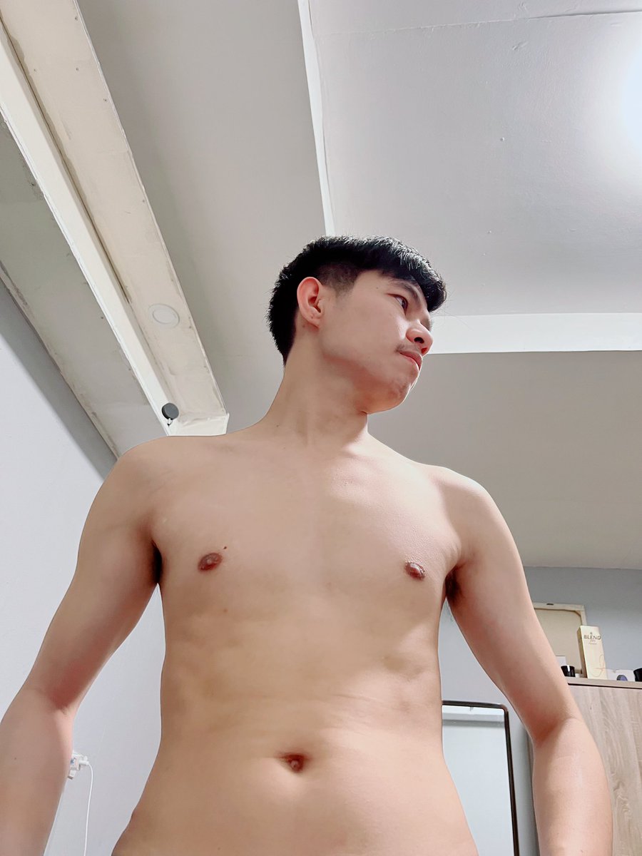 plusrur3138's tweet photo. หุ่นแบบนี้เทอชอบไหม #คนนครศรีธรรมราช #อยากจุกก็ทักมา 😂❤️ https://t.co/jQLt1ed9yG