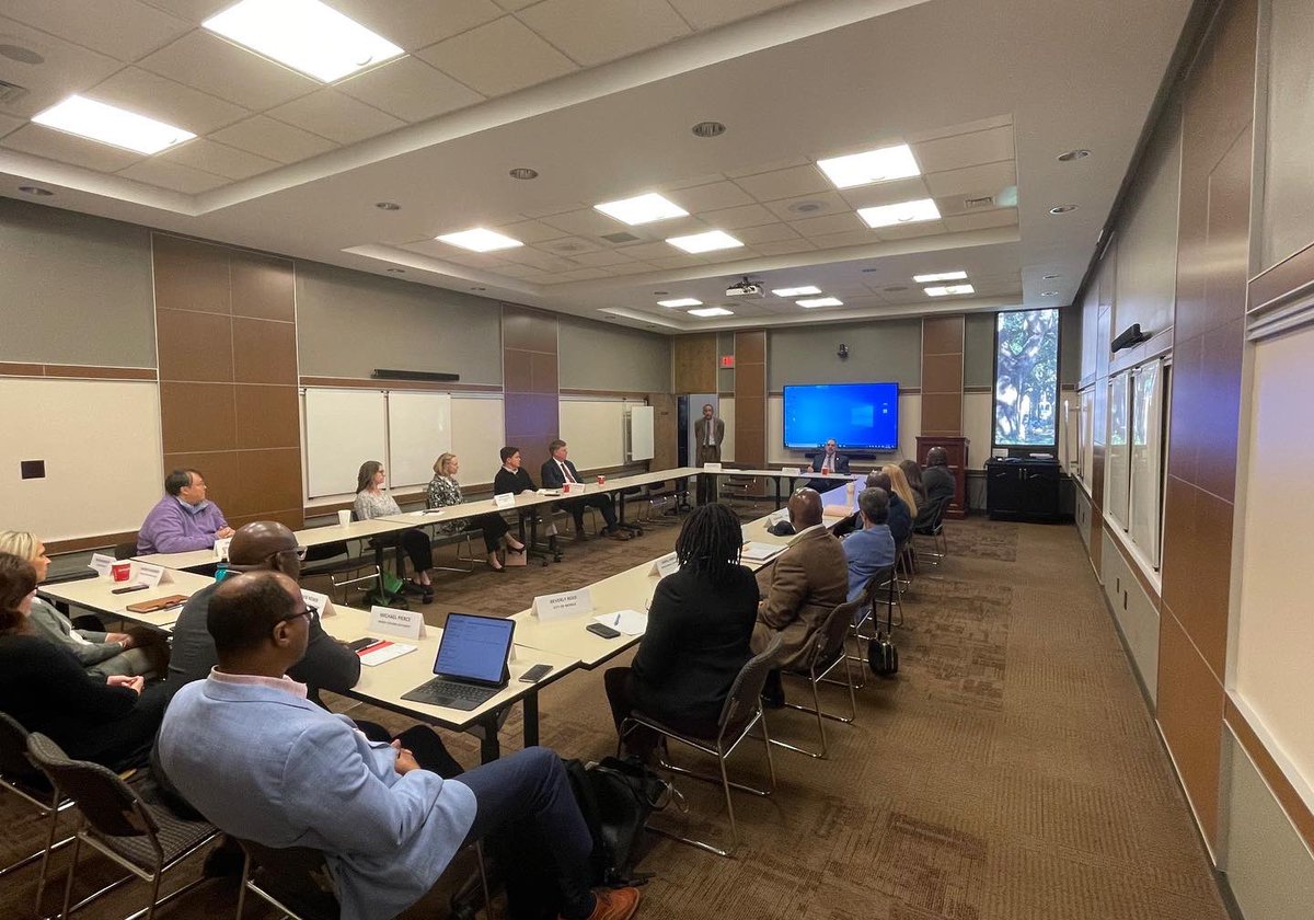 Jose_AAlv's tweet photo. Today, I met #housingfirstinc CEO, Derek Boulware, &amp; Board Chairman, George Talbot in #Mobile #Alabama to discuss homelessness, and #HUDgov programs. Also attended a round table session at the #MobileChamberofCommerce  with #HUD stakeholders.
#HUDSE https://t.co/cRp2ydSpqA
