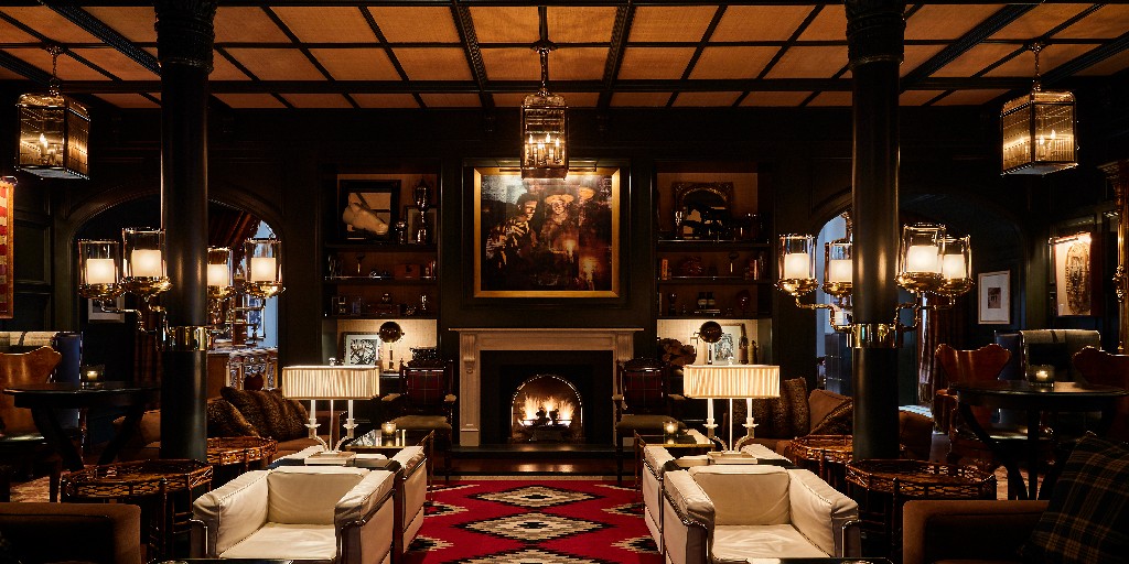 Forever an icon, Aspen’s Hotel Jerome is named #1 hotel in the Southwest & West and #22 in the world by Conde Nast Traveler’s Readers’ Choice Awards. cntraveler.com/hotels/united-… #AlwaysAuberge