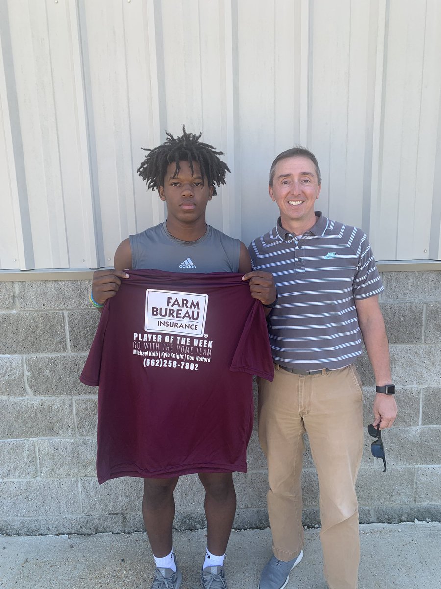 RPCoach21's tweet photo. Congrats to Dee Bingham for being selected as the East Webster Farm Bureau Player of the Week for Week 8!
#gowiththehometeam https://t.co/GFbi7AYgqw