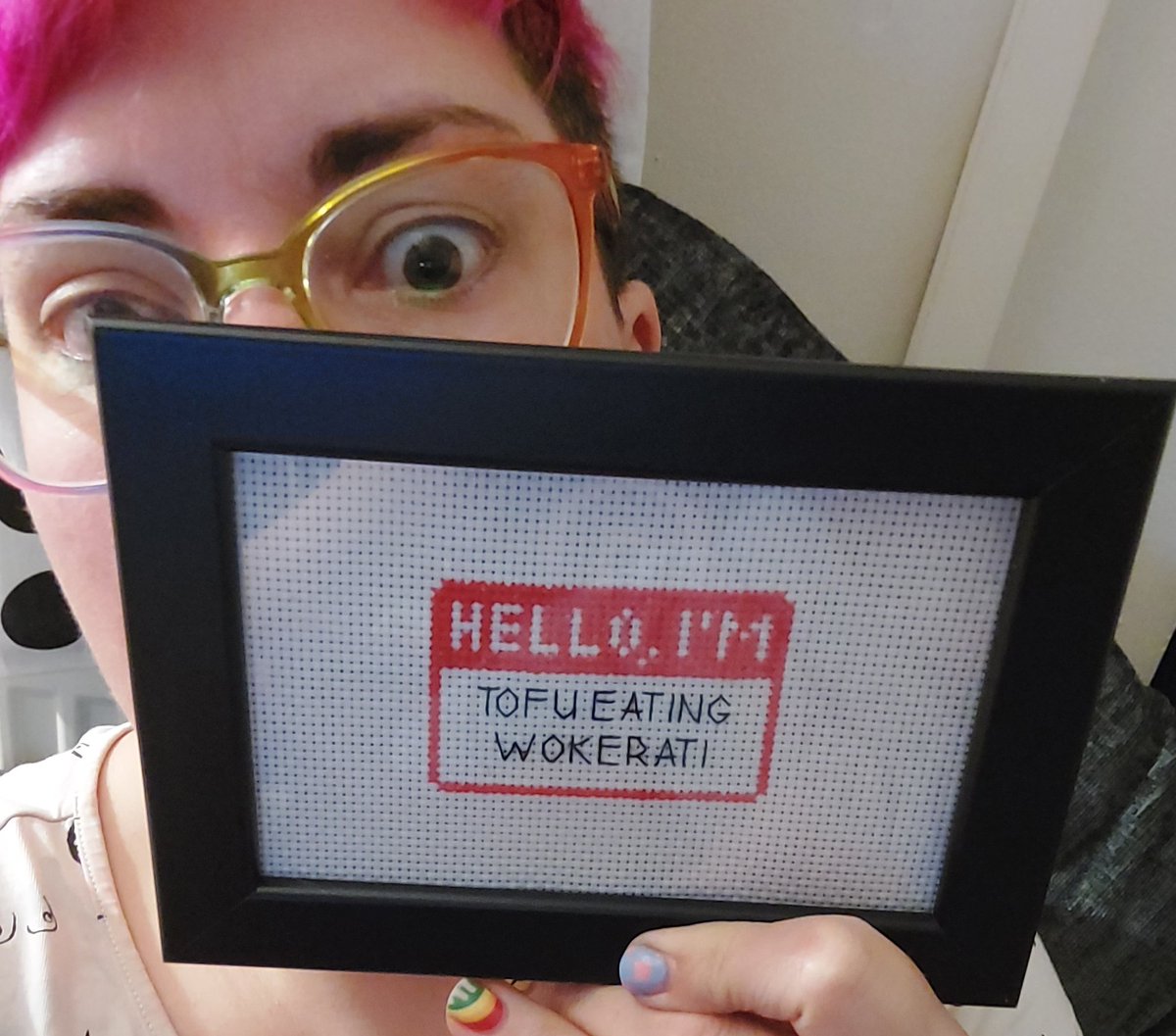 Twin_Made's tweet photo. When you stitch so slowly it is already old news.
#TofuEatingWokerati #OldNews #ToriesOut #StitchedProtest #HelloIAm https://t.co/6PMgSx831f