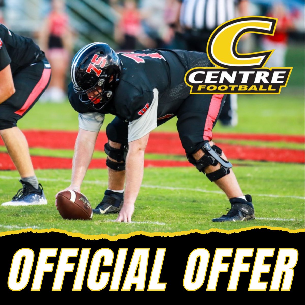 Congratulations to senior offensive lineman Bracken Castle on his first official offer from Centre College❗️ #ColonelPride