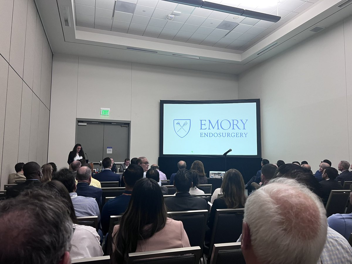 FedeSerrotMD's tweet image. Packed room and excellent presentation from our PGY4 future MIS surgeon #JessLabib #SafeChole @EmorySurgery @AmCollSurgeons @SAGES_Updates @AnkitPatelMD @EdLinEmory #ICG #IOC