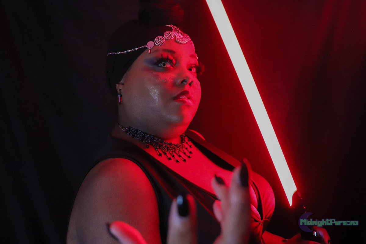 MidnightPursona's tweet photo. 🔥 Way Of the Sith 🔥
#StarWars #SaberMaster #Sith #StarWarsOC https://t.co/5gEvqN1nfm