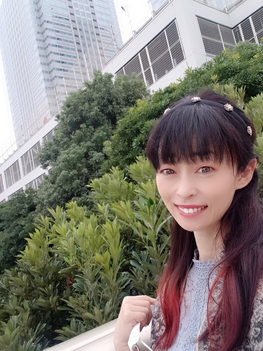 asumin_min0218's tweet photo. おはようございます😊

ワクワクする話をすると止まらなくなる🤭担当の方もワクワクしてきてる変化がみえた。
人の気持ちが動くというのはきっとこういうこと。
まずは自分がワクワク💕

今日も楽しんでいきましょー✊

#おは戦41019os 
#アラフィフ 
#夢にむかって https://t.co/eIFi73Y9tp