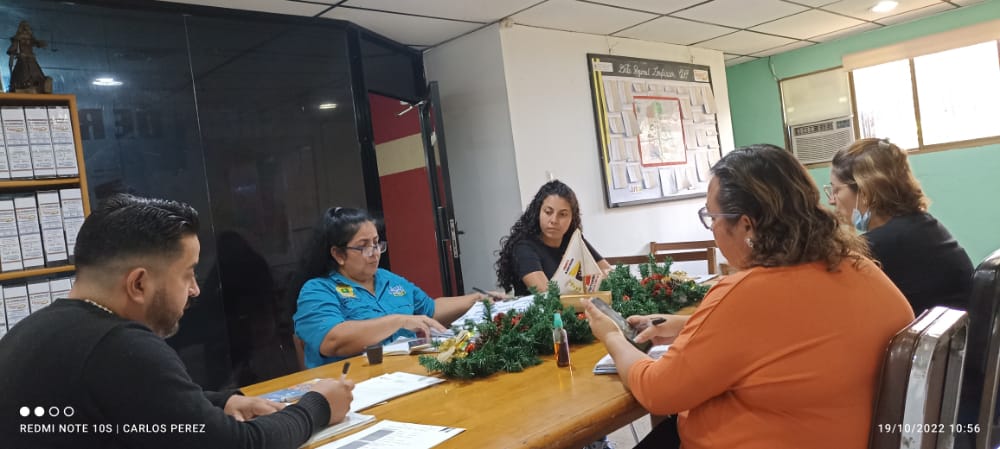 BermudezJoseA's tweet photo. En #MartesDeAtencion recibimos a un grupo de personas del Mcpio. Cárdenas, Clap Las Palmas, los cuales realizaron una solicitud, hoy #19Oct el Jefe Regional de los Clap @carlosperez_ch realizó la articulación con la Sala Situacional del municipio y la Tutora @mviviana_212 1/2 https://t.co/gqBPNFTrLW