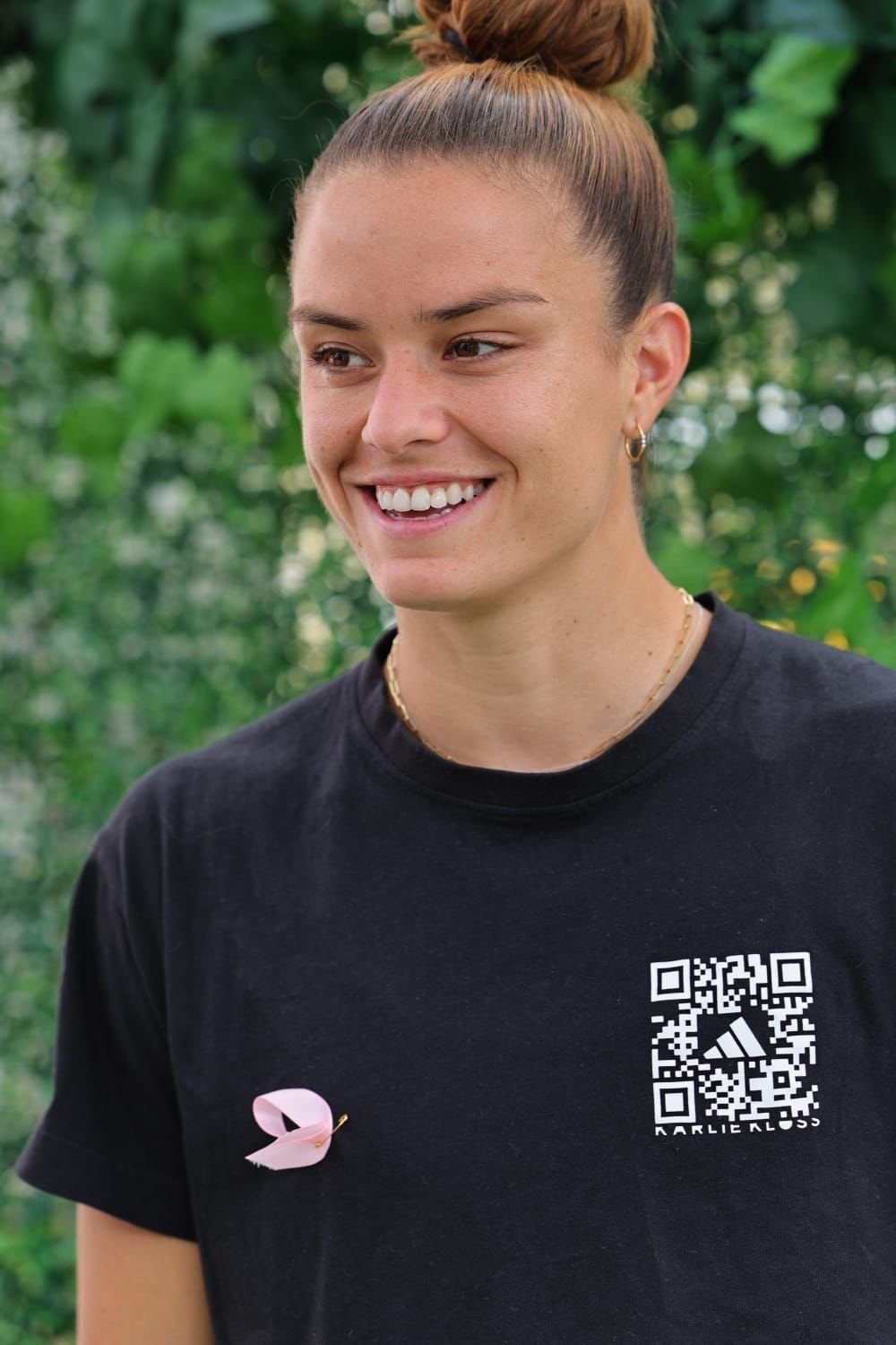 MARIA SAKKARI - Página 18 FfdylgSUYAAprwU?format=jpg&name=large