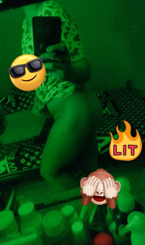 BellDMAlAin's tweet photo. Just Bored 😔😒😔 https://t.co/L0s33oqVDr
