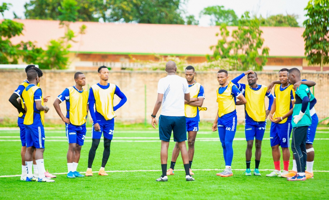 rayon_sports's tweet photo. Shots from today's training session ahead of #RAYESP...
#Gikundiro | #OneTeamOneDream https://t.co/YGdjHj9vSx