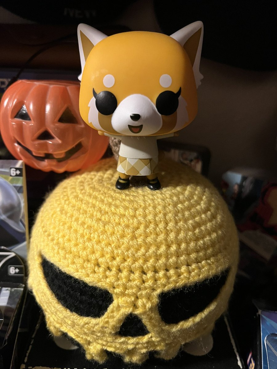 coffeecatcomics's tweet photo. Oct 19th
Theme: Orange

@funko 
#FunkoPhotoADayChallenge #aggretsuko #orange #funko #punkin https://t.co/q4jW6T4HuH