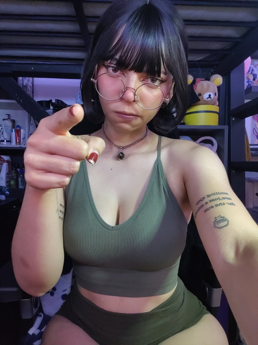 dee_feee's tweet photo. this acc is shadow banned/censored AF so I'm gonna try to post uncensored pics for a while to see if it helps 

like/interact if you see this ..or else https://t.co/HWoNXgS3eR