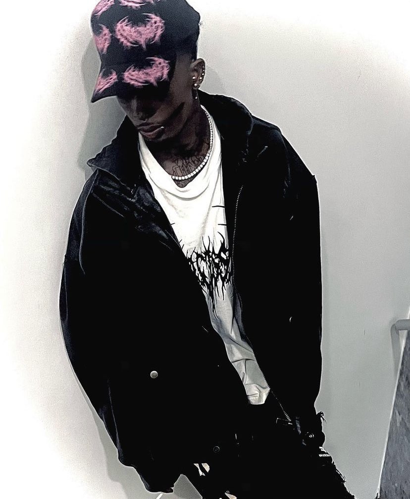 OnThinlce's tweet photo. Playboi Carti shares photos to his finsta of himself, Bladee, &amp; Yung Lean wearing ‘NARCISSIST’ merch 👁 https://t.co/qaNhZu731R